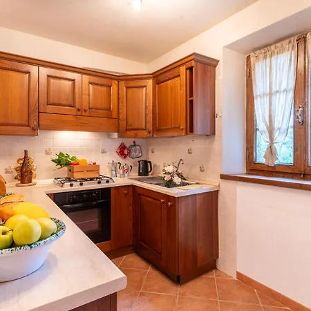 Mimma Orecchiella Chalet *